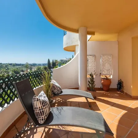 Señorío De Aloha Apartamento Marbella